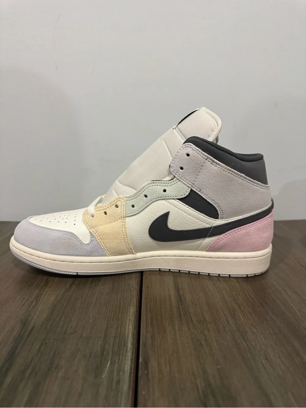 NIKE AIR JORDAN 1 MID SE SAIL ICED JADE MEN SHOES